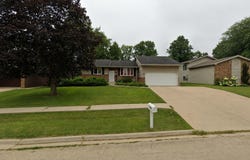 2025 Winchester Drive, Freeport, IL 61032