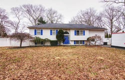 77 Washington Avenue, Mastic, NY 11950