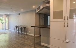 15455 Sherman Way, Van Nuys, CA 91406