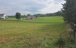 Zona Lane, Cambridge, OH 43725