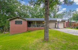 2 Beresford Court, North Little Rock, AR 72116