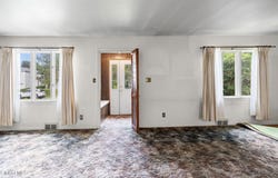 141 Polsin Drive, Schenectady, NY 12303