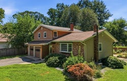 1 Corey St, Agawam, MA 01001
