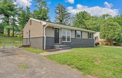 3818 Troutland Ave NW, Roanoke, VA 24017