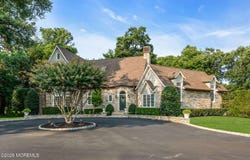 125 Avenue Of Two Rivers, Rumson, NJ 07760