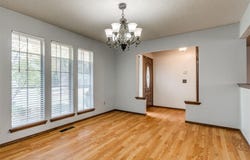 104 Redbird Circle, Midwest City, OK 73110