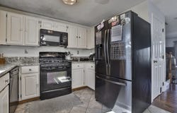 720 Hypine Rd, Dracut, MA 01826