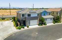 2557 Commonwood Lane, Clovis, CA 93619