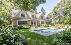 29 Lynn Ave, Hampton Bays, NY 11946