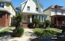 1821 E 27th St, Brooklyn, NY 11229
