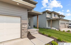 14812 Willow Street, Bennington, NE 68007