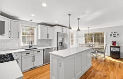 61 Nobadeer Cir, Kingston, MA 02364
