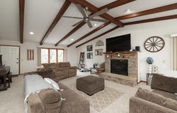 44241 70th Avenue, Kenyon, MN 55946