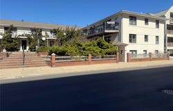 65 West Broadway, Long Beach, NY 11561