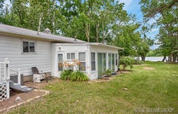 15121 Roberts Shore Drive, Constantine, MI 49042