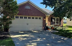 7155 N Lyndhurst Crossing, McCordsville, IN 46055