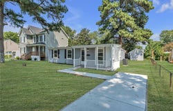 2917 Berkley Avenue, Chesapeake, VA 23325