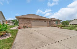 80 E Spring Road, Coal City, IL 60416
