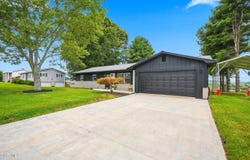 7151 Pembroke Circle, Bristol, VA 24202