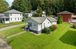 1458 Grand Avenue, Wellsburg, WV 26070