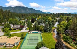1407 Mathison Dr, Sandpoint, ID 83864