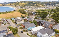 1375 Livingston AVE, Pacifica, CA 94044