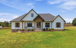 668 Jolley Rd, Doyle, TN 38559