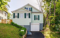 53 Peabody St, Gardner, MA 01440