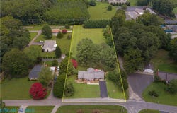 42 Venable Drive, Kilmarnock, VA 22482