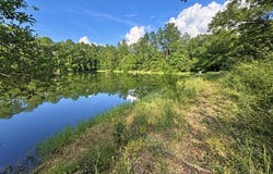 21A W Lake Rd, Milton, FL 32583