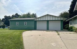 1420 4th Avenue, Grinnell, IA 50112