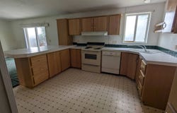 135 E Hanley Blvd, Hines, OR 97738
