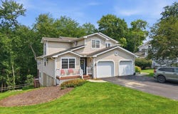714 Garnet Lane, East Stroudsburg, PA 18301