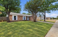 3817 Longmeadow Way, Fort Worth, TX 76133