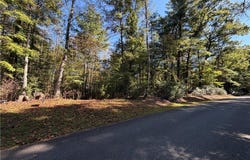 Lawrelyn Drive, Mount Airy, NC 27030