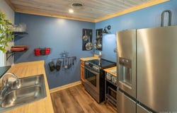 135 Hillview Dr #25, Fairfield Bay, AR 72088