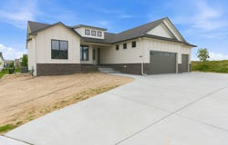 4997 N Emerald, Maize, KS 67101
