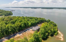 1152 Eagle Rest Drive, Grand Rivers, KY 42045