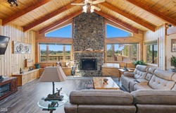 16760 Doe Place, La Pine, OR 97739