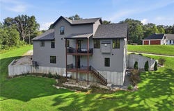 104 Oak Hill Road, Eldon, MO 65026