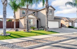 877 Sandra Avenue, Sanger, CA 93657
