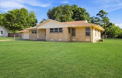 1713 E Mildred Street, Sherman, TX 75090