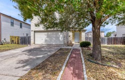 721 New Bridge Dr, Kyle, TX 78640