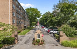 2 Consulate Drive, Tuckahoe, NY 10707