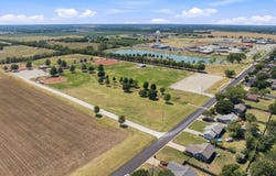 621 E Showalter, Rose Hill, KS 67133
