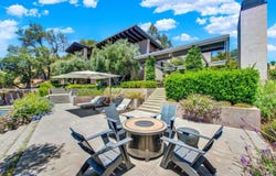 860 Meadowood Lane, St. Helena, CA 94574