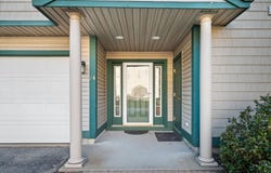 24 Deborah Lane, Dover, NH 03820