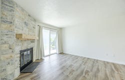 650 HARLOW Rd, Springfield, OR 97477
