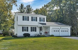 124 Horizon View Drive, East Greenbush, NY 12061