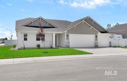 522 Bobcat St., Fruitland, ID 83619
